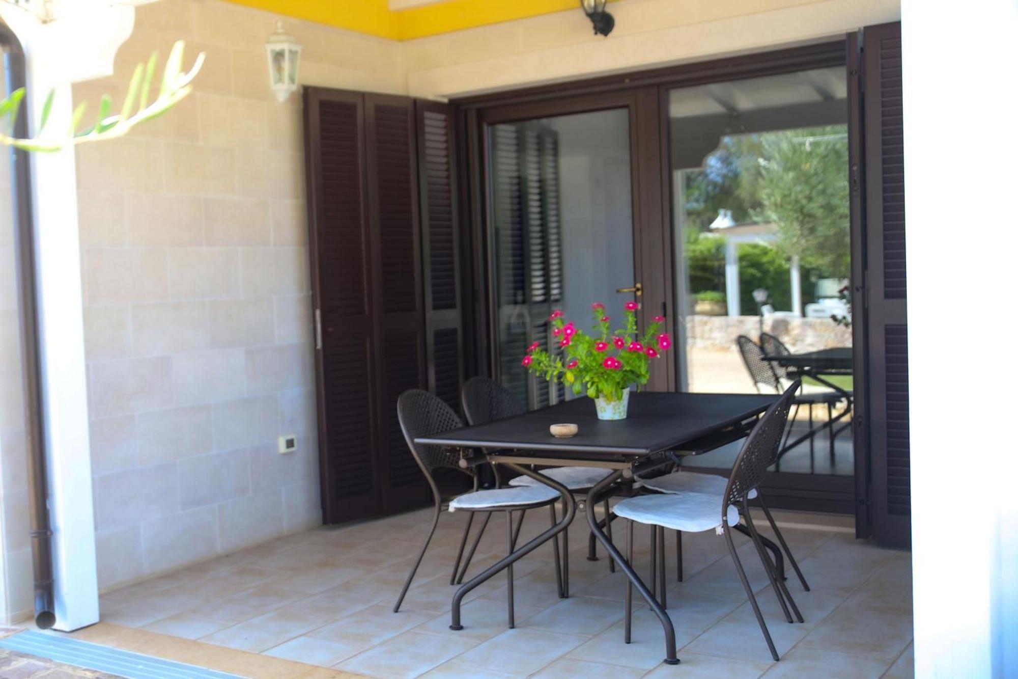 Villa Arisa With Pool Селва ди Фасано Екстериор снимка
