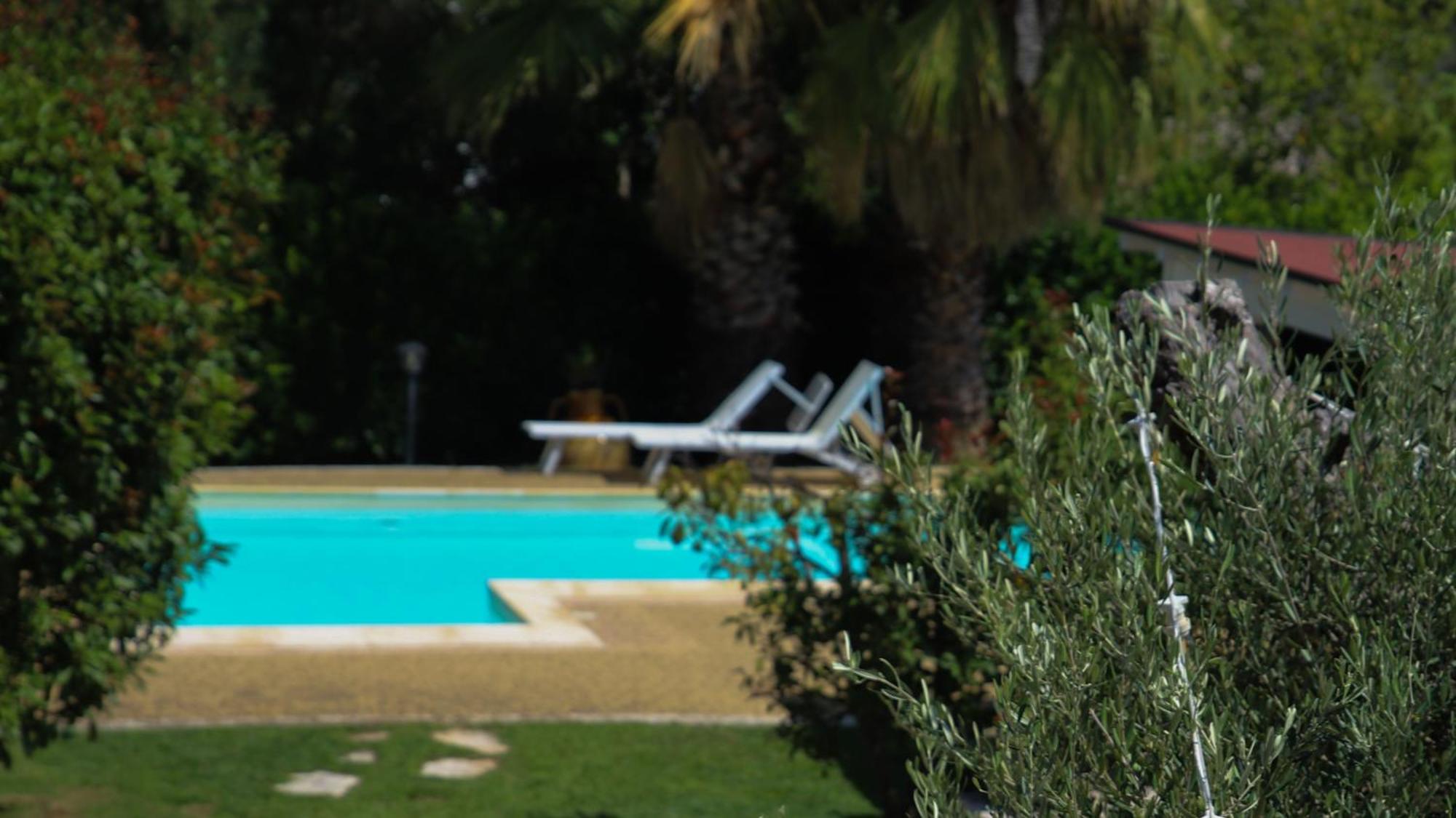 Villa Arisa With Pool Селва ди Фасано Екстериор снимка